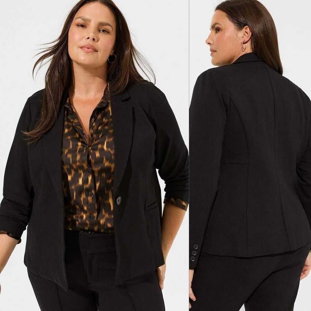 NWT Torrid Blazer‎ Coat Women's Size 3X Black Long Sleeve Button Pockets